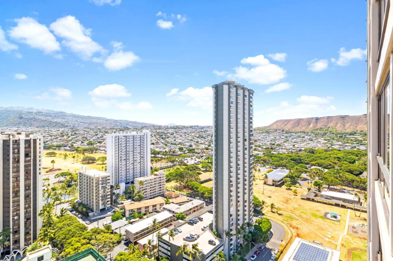 Stunning Mountain View Condo, Near Beach With Parking 檀香山 外观 照片